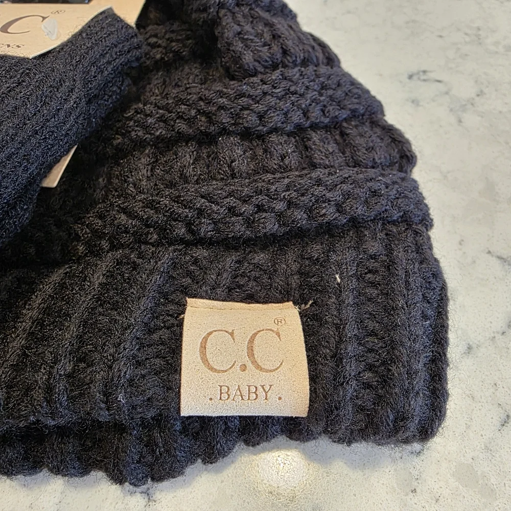 C.C Baby Pom And Mitten Set Black NWT! 0-9 Months